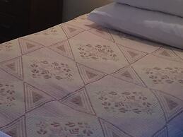 Colnbrook Lodge Guest House