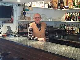 Colnbrook Lodge Guest House