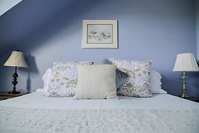 Chanterelle Country Inn & Cottages