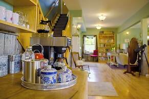 Chanterelle Country Inn & Cottages