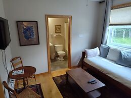 Chanterelle Country Inn & Cottages