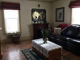 The Alma House Inn