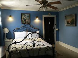 The Alma House Inn