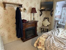 The Alma House Inn