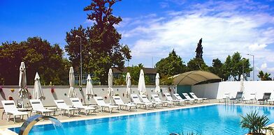 Lova Hotel SPA