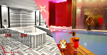 Lova Hotel SPA
