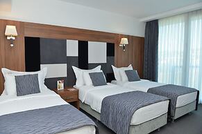 Lova Hotel SPA