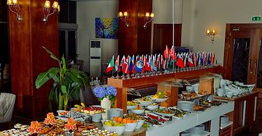 Lova Hotel SPA