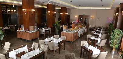 Lova Hotel SPA