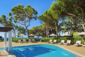 Pine Cliffs Ocean Suites, a Luxury Collection Resort & Spa