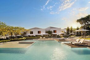 Pine Cliffs Ocean Suites, a Luxury Collection Resort & Spa