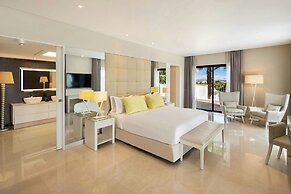 Pine Cliffs Ocean Suites, a Luxury Collection Resort & Spa