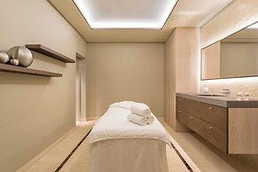 Pine Cliffs Ocean Suites, a Luxury Collection Resort & Spa