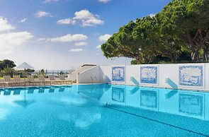 Pine Cliffs Ocean Suites, a Luxury Collection Resort & Spa