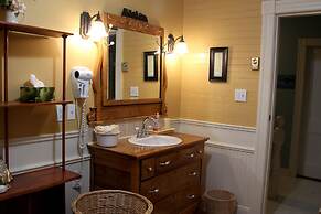 Seaweed and Sod Farm Bed & Breakfast