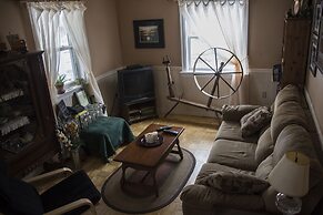 Seaweed and Sod Farm Bed & Breakfast