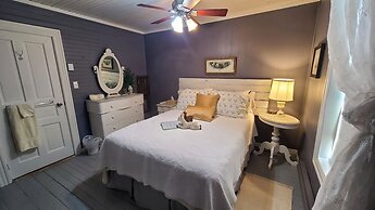 Seaweed and Sod Farm Bed & Breakfast