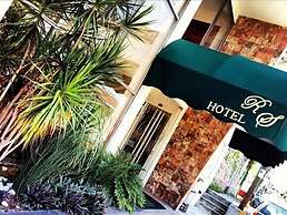 Hotel RS