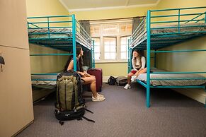 YHA Newcastle Beach