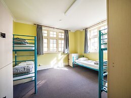 YHA Newcastle Beach