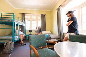 YHA Newcastle Beach
