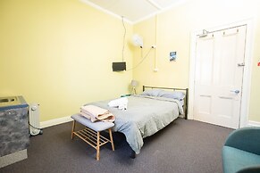 YHA Newcastle Beach