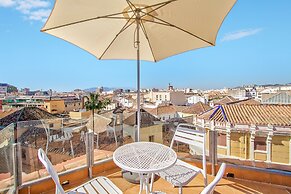 Holidays2Malaga Cathedral Apartments