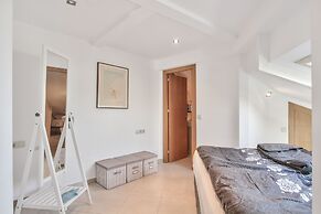 Holidays2Malaga Cathedral Apartments