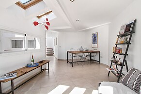 Holidays2Malaga Cathedral Apartments