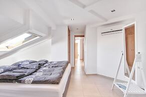 Holidays2Malaga Cathedral Apartments