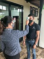 The Sixteenth Naiyang Beach Hotel