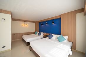 The Sixteenth Naiyang Beach Hotel