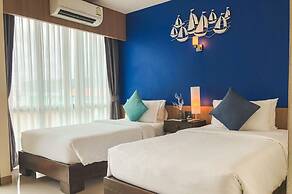 The Sixteenth Naiyang Beach Hotel