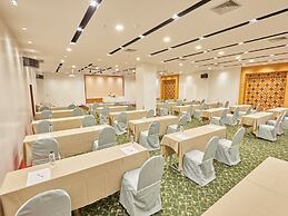 The Royal City Hotel