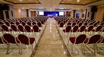 Holiday World Resort