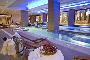 Holiday World Resort