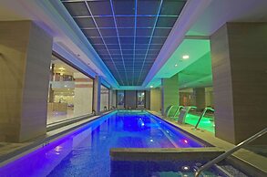 Holiday World Resort