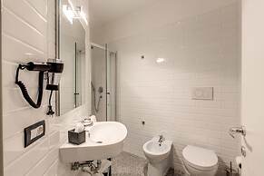 Grand Tour Rome Suites - Liberty Collection