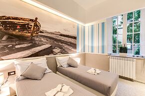 Grand Tour Rome Suites - Liberty Collection