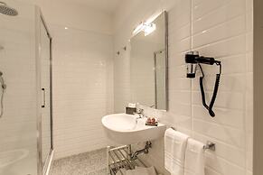 Grand Tour Rome Suites - Liberty Collection