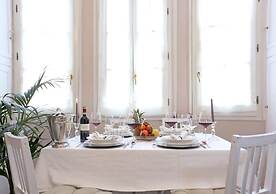 Grand Tour Rome Suites - Liberty Collection