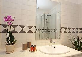 Grand Tour Rome Suites - Liberty Collection