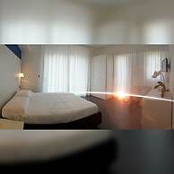 Arete' Luxury Room