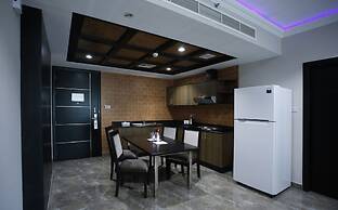 Crystal Palace Hotel