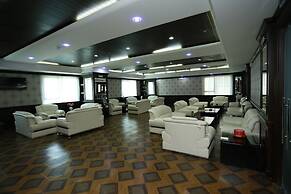 Crystal Palace Hotel