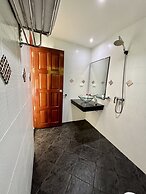 Mountain Sea View Luxury Apartments