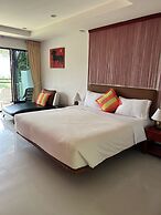 Mountain Sea View Luxury Apartments