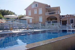 Faros Residence - Adults Only