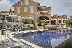 Faros Residence - Adults Only