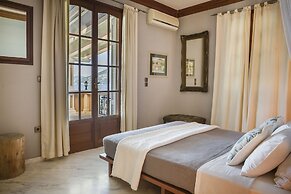 Faros Residence - Adults Only